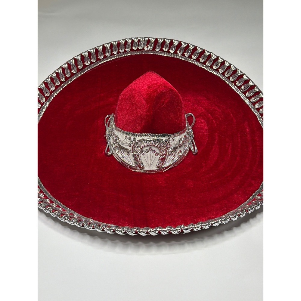HATS Red Velvet Sombrero Charro Silver Horseshoe Embroidery Mexican Mariachi Hat